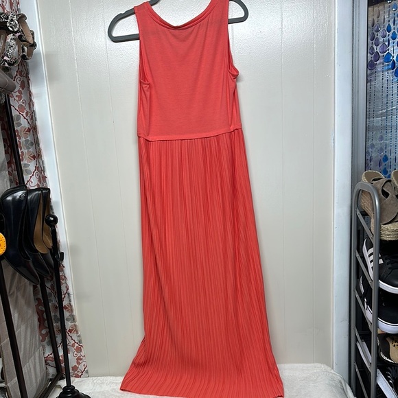 Apt. 9 Coral Sleeveless Pleated Maxi Sundress - Picture 5 of 10